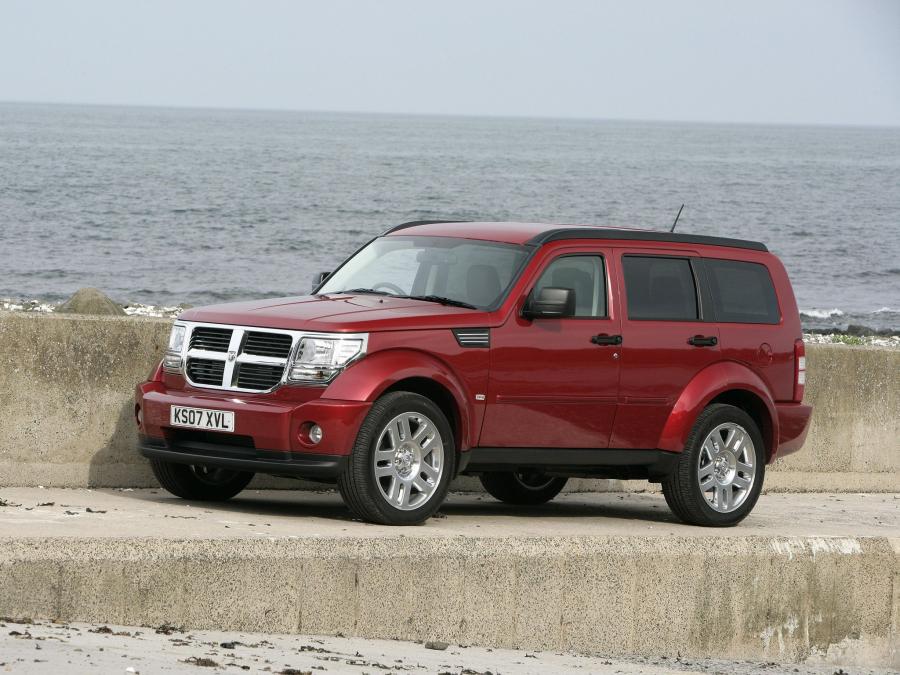  Dodge Nitro 2007 года  (UK) (фото 11 из 16)